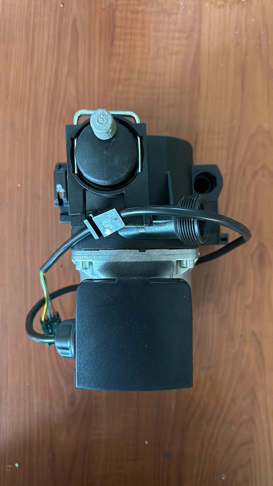 Replacement for Wilo boiler pump Wilo KSL 15/5-3 С №4528760 WILO PUMP HEAD ONLY FOR BIASI IDEAL BOILERS BI1262103 BI1911103 BI12721